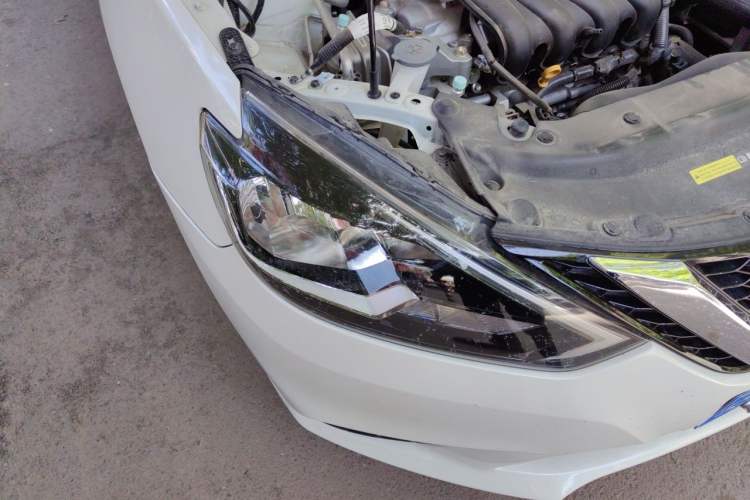 Used Nissan Sylphy 2024 Revised Version Classic 1.6XE CVT Comfort Edition Right Front Headlight