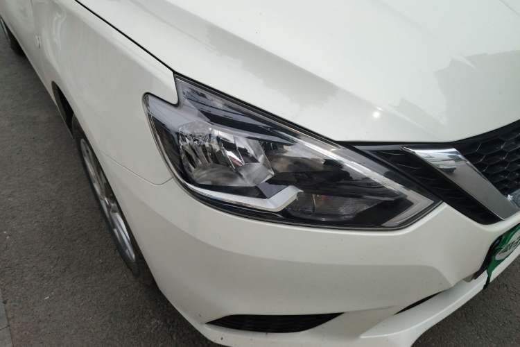 Used Nissan Sylphy 2024 Restyled Version 2 Classic 1.6XE CVT Comfort Edition Right Front Headlight
