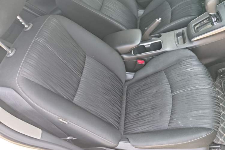 Used Nissan Sylphy 2024 Classic 1.6XE CVT Comfort Edition Right Front Seat