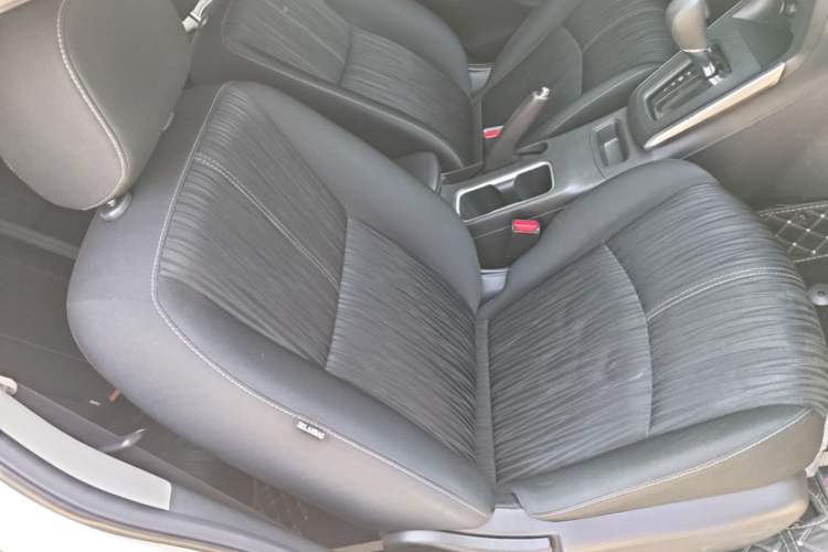 Used Nissan Sylphy 2024 Classic 1.6XE CVT Comfort Edition Right Front Seat