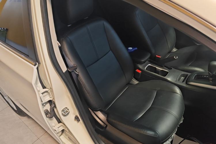 Used Nissan Sylphy 2024 Restyled Version 2 Classic 1.6XE CVT Comfort Edition Right Front Seat