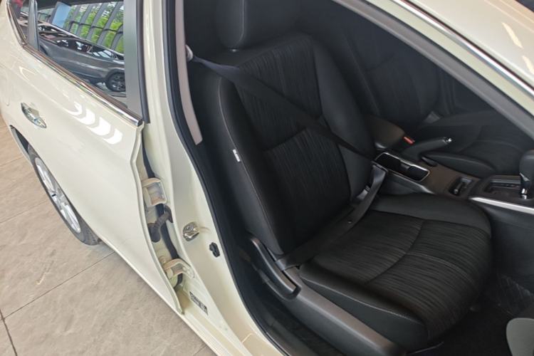 Used Nissan Sylphy 2024 Classic 1.6XE CVT Comfort Edition Right Front Seat