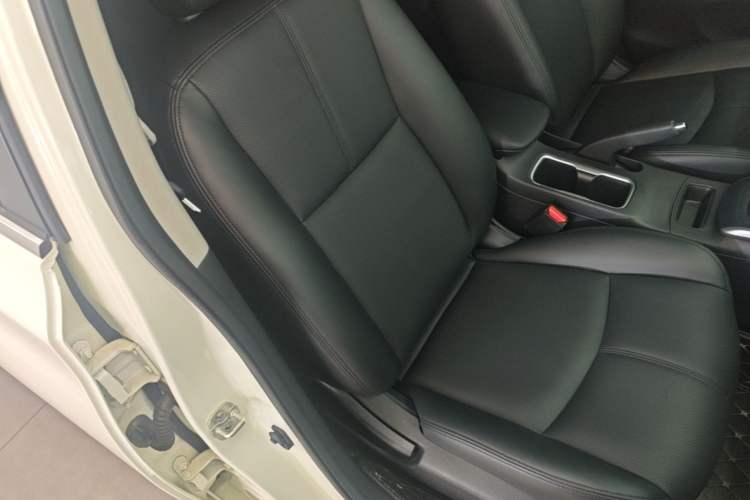Used Nissan Sylphy 2024 Restyled Version 2 Classic 1.6XE CVT Comfort Edition Right Front Seat