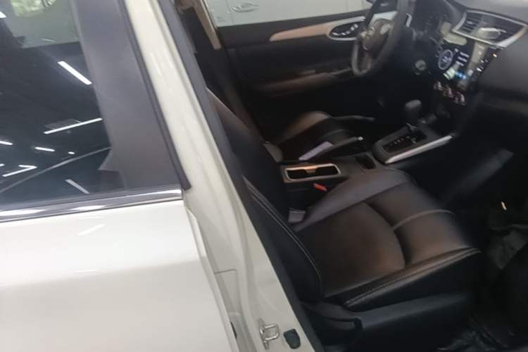 Used Nissan Sylphy 2024 Classic 1.6XE CVT Comfort Edition Right Front Seat