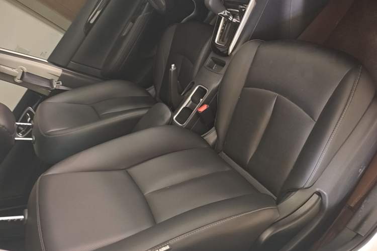 Used Nissan Sylphy 2024 Classic 1.6XL CVT Luxury Edition Right Front Seat