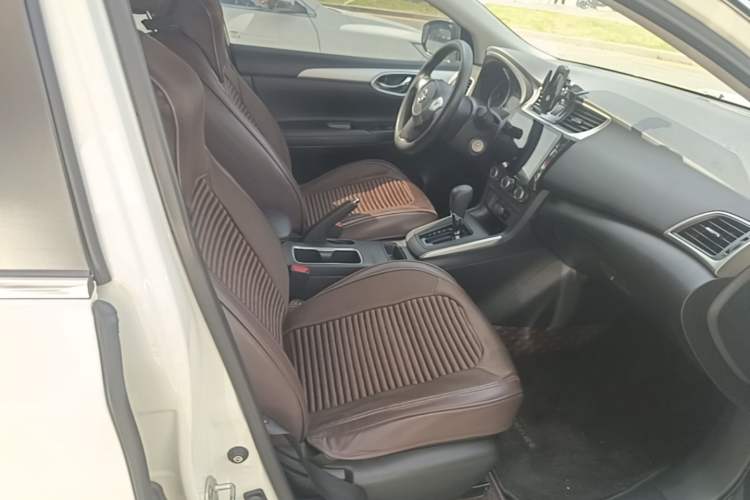 Used Nissan Sylphy 2024 Classic 1.6XE CVT Comfort Edition Right Front Seat
