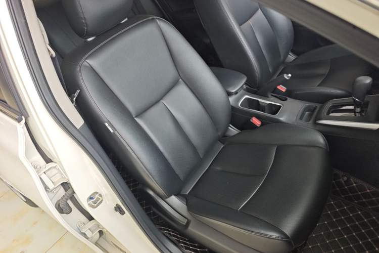 Used Nissan Sylphy 2024 Classic 1.6XE CVT Comfort Edition Right Front Seat