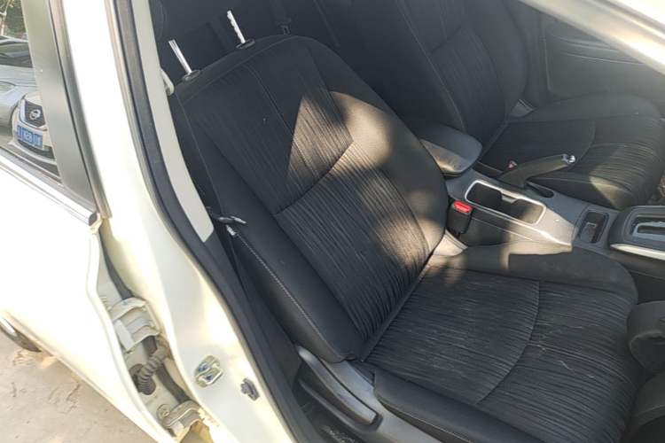 Used Nissan Sylphy 2024 Classic 1.6XE CVT Comfort Edition Right Front Seat
