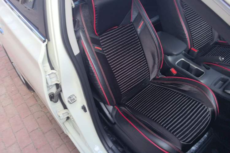 Used Nissan Sylphy 2024 Facelifted Three Classic 1.6XE CVT Comfort Edition Right Front Seat
