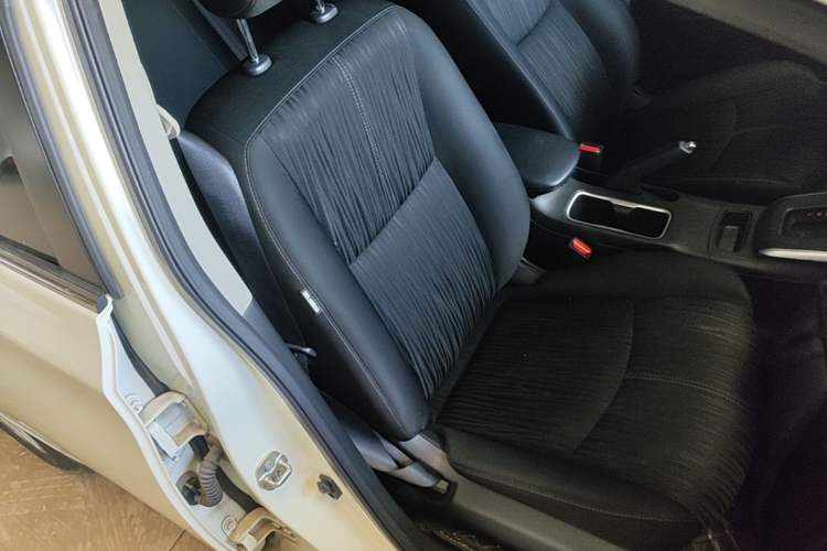 Used Nissan Sylphy 2024 Classic 1.6XE CVT Comfort Edition Right Front Seat