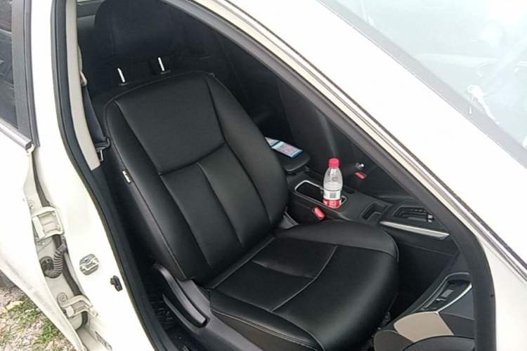 Used Nissan Sylphy 2024 Classic 1.6XE CVT Comfort Edition Right Front Seat