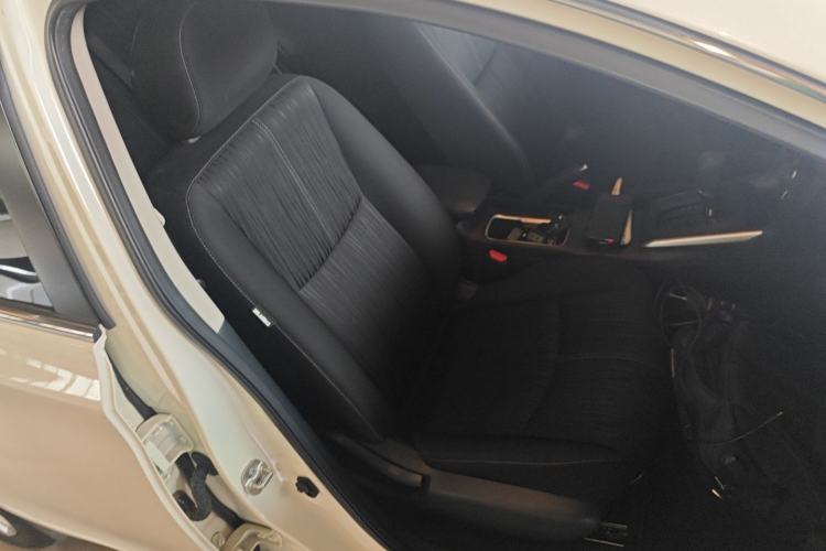 Used Nissan Sylphy 2024 Classic 1.6XE CVT Comfort Edition Right Front Seat