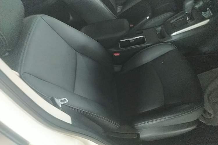 Used Nissan Sylphy 2024 Classic 1.6XE CVT Comfort Edition Right Front Seat