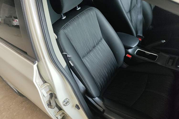 Used Nissan Sylphy 2024 Classic 1.6XE CVT Comfort Edition Right Front Seat
