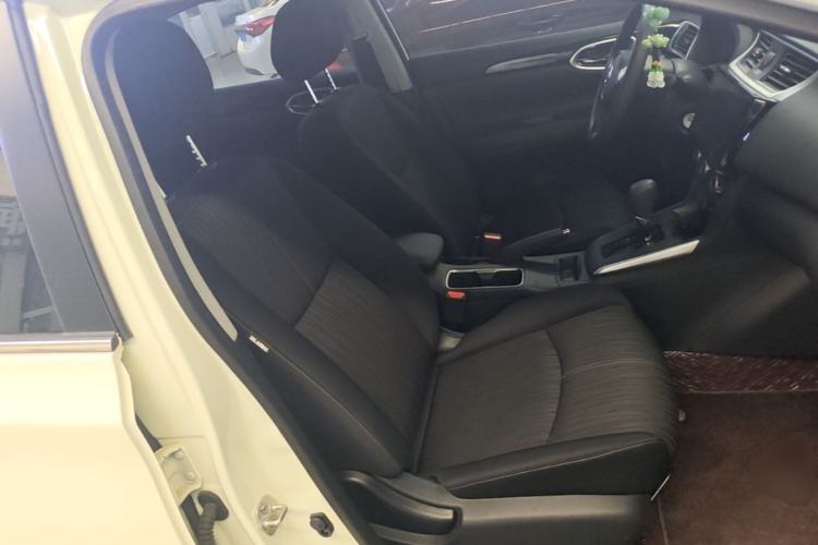Used Nissan Sylphy 2024 Facelifted Three Classic 1.6XE CVT Comfort Edition Right Front Seat