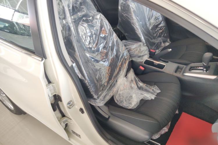 Used Nissan Sylphy 2024 Classic 1.6XE CVT Comfort Edition Right Front Seat