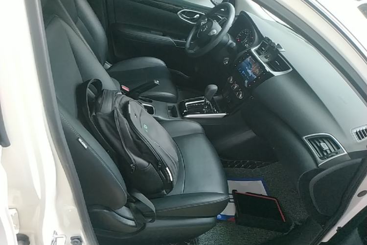 Used Nissan Sylphy 2024 Classic 1.6XL CVT Luxury Edition Right Front Seat