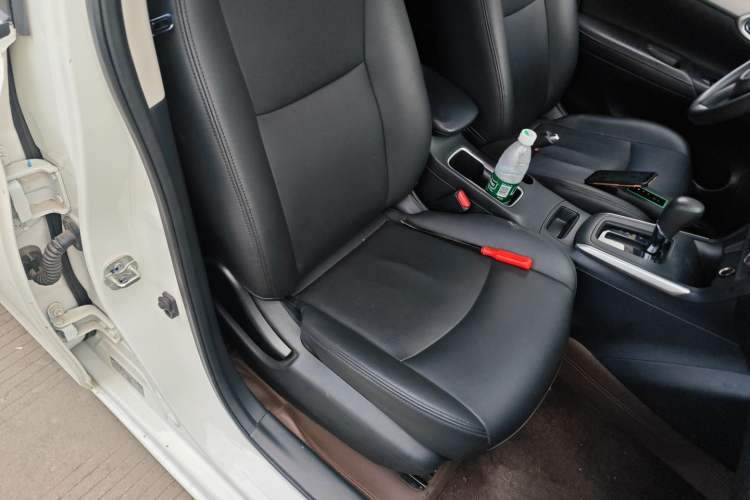 Used Nissan Sylphy 2024 Revised Version Classic 1.6XE CVT Comfort Edition Right Front Seat