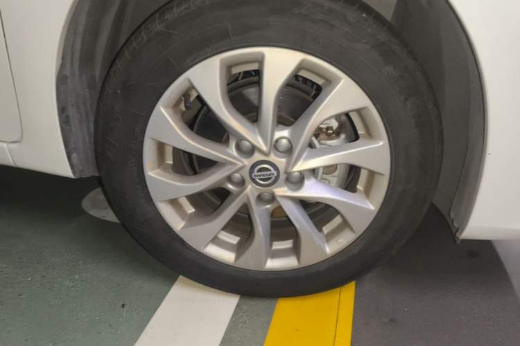 Used Nissan Sylphy 2024 Classic 1.6XE CVT Comfort Edition Right Front Wheel Hub