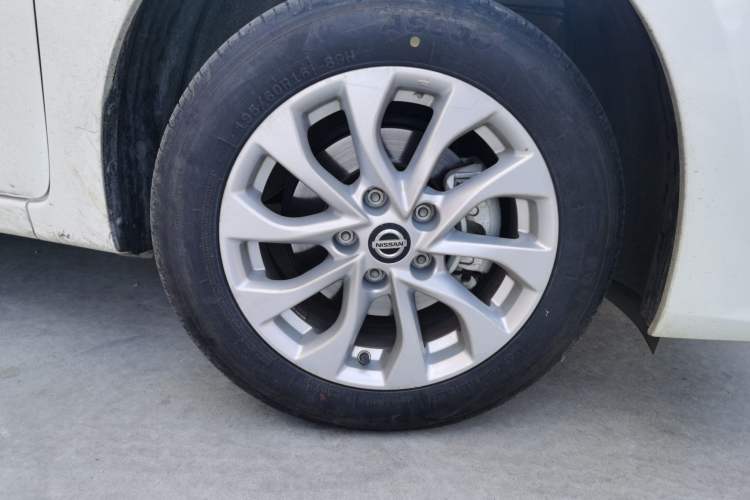 Used Nissan Sylphy 2024 Facelifted Three Classic 1.6XE CVT Comfort Edition Right Front Wheel Hub