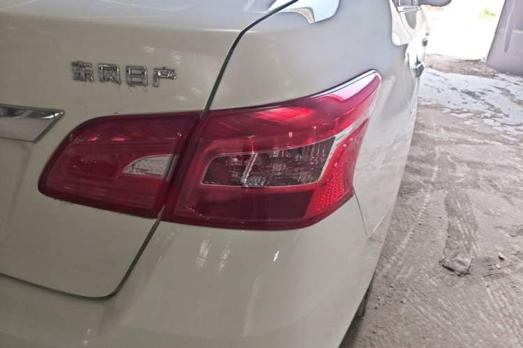 Used Nissan Sylphy 2024 Classic 1.6XE CVT Comfort Edition Right Rear Taillight