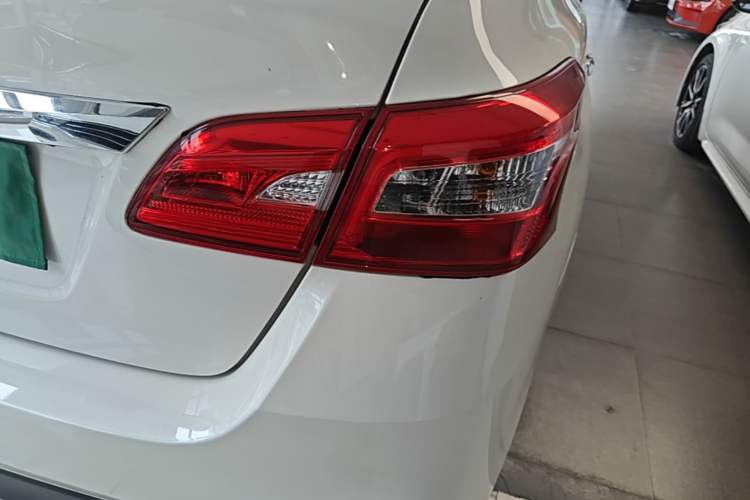 Used Nissan Sylphy 2024 Classic 1.6XE CVT Comfort Edition Right Rear Taillight