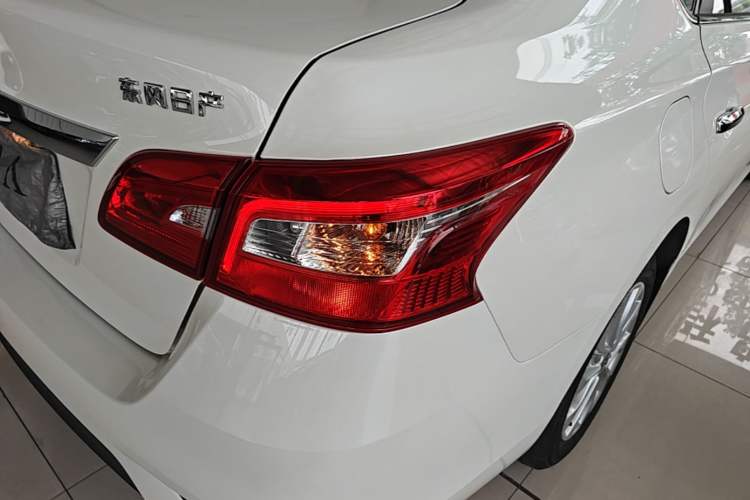 Used Nissan Sylphy 2024 Classic 1.6XE CVT Comfort Edition Right Rear Taillight