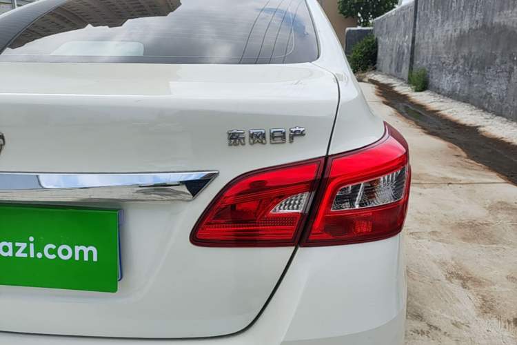 Used Nissan Sylphy 2024 Classic 1.6XE CVT Comfort Edition Right Rear Taillight
