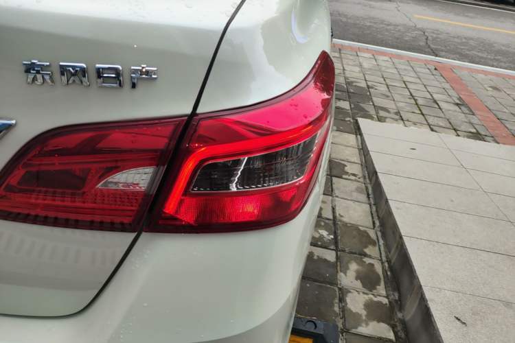 Used Nissan Sylphy 2024 Classic 1.6XE CVT Comfort Edition Right Rear Taillight