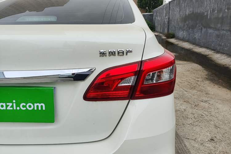 Used Nissan Sylphy 2024 Classic 1.6XE CVT Comfort Edition Right Rear Taillight