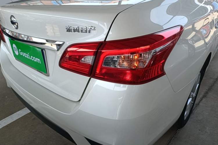Used Nissan Sylphy 2024 Revised Version Classic 1.6XE CVT Comfort Edition Right Rear Taillight