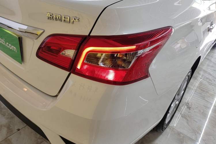 Used Nissan Sylphy 2024 Classic 1.6XE CVT Comfort Edition Right Rear Taillight
