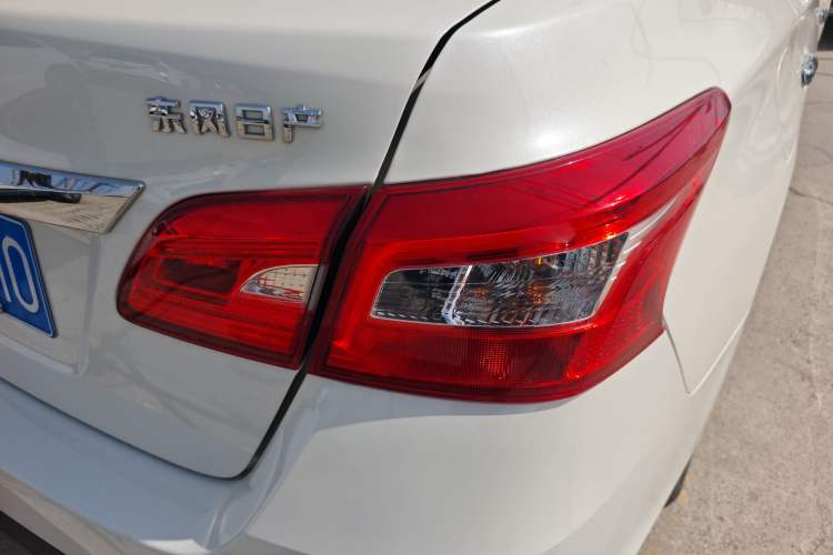 Used Nissan Sylphy 2024 Classic 1.6XE CVT Comfort Edition Right Rear Taillight