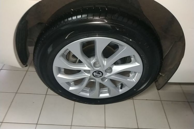 Used Nissan Sylphy 2024 Restyled Version 2 Classic 1.6XE CVT Comfort Edition Right Rear Wheel Hub