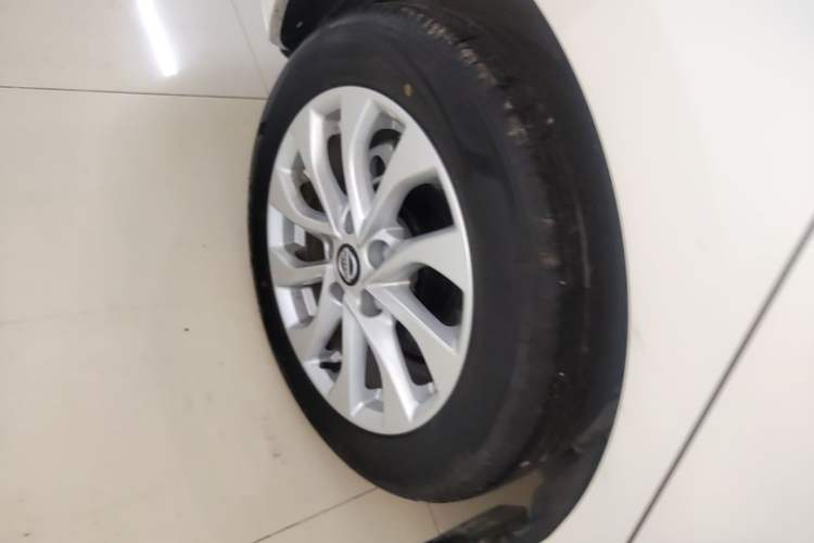 Used Nissan Sylphy 2024 Facelifted Three Classic 1.6XE CVT Comfort Edition Right Rear Wheel Hub