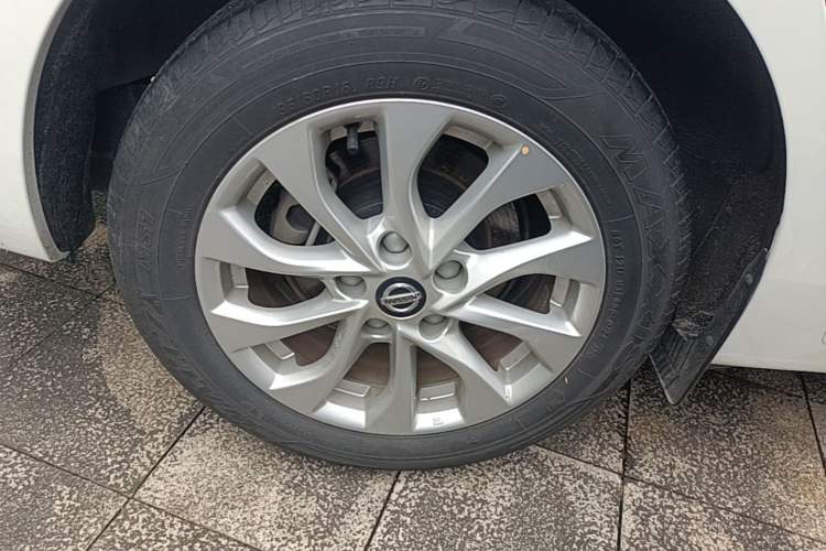 Used Nissan Sylphy 2024 Classic 1.6XL CVT Luxury Edition Right Rear Wheel Hub