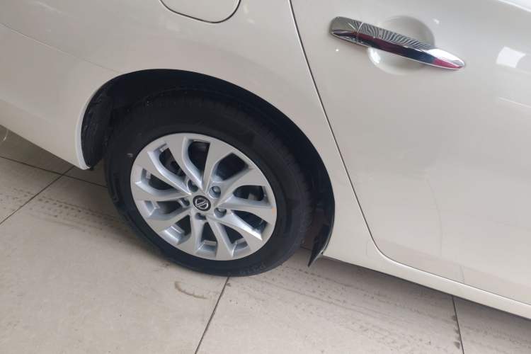 Used Nissan Sylphy 2024 Revised Version Classic 1.6XE CVT Comfort Edition Right Rear Wheel Hub