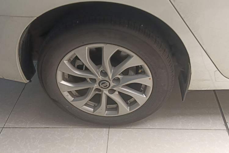 Used Nissan Sylphy 2024 Facelifted Three Classic 1.6XE CVT Comfort Edition Right Rear Wheel Hub