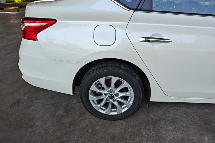 Used Nissan Sylphy 2024 Facelifted Three Classic 1.6XE CVT Comfort Edition Right Rear Wheel Hub