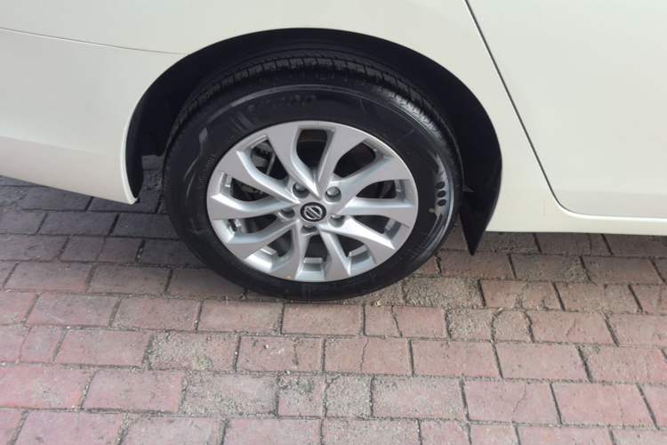 Used Nissan Sylphy 2024 Facelifted Three Classic 1.6XE CVT Comfort Edition Right Rear Wheel Hub