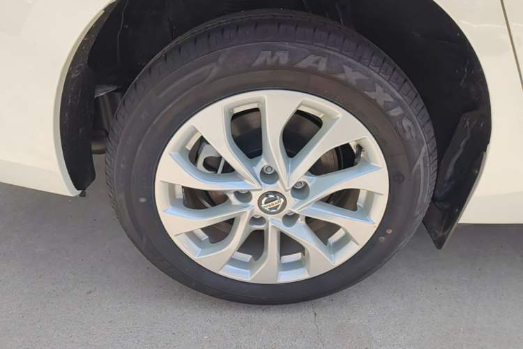 Used Nissan Sylphy 2024 Revised Version Classic 1.6XE CVT Comfort Edition Right Rear Wheel Hub