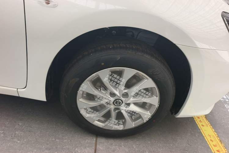 Used Nissan Sylphy 2024 Facelifted Three Classic 1.6XE CVT Comfort Edition Right Rear Wheel Hub