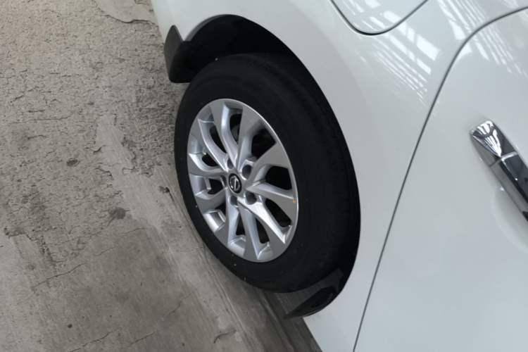 Used Nissan Sylphy 2024 Revised Version Classic 1.6XE CVT Comfort Edition Right Rear Wheel Hub