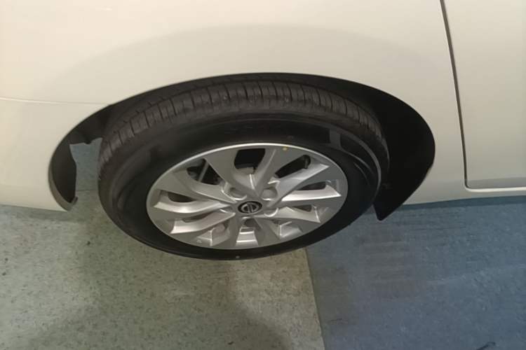 Used Nissan Sylphy 2024 Classic 1.6XL CVT Luxury Edition Right Rear Wheel Hub