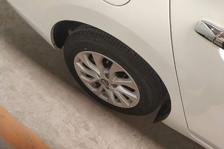 Used Nissan Sylphy 2024 Classic 1.6XL CVT Luxury Edition Right Rear Wheel Hub