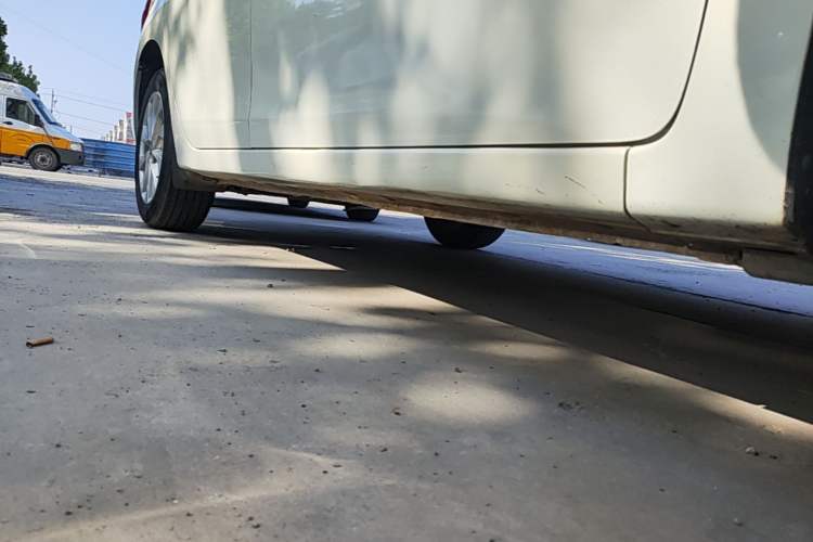 Used Nissan Sylphy 2024 Classic 1.6XE CVT Comfort Edition Right Side Sill