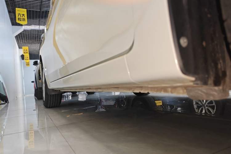 Used Nissan Sylphy 2024 Restyled Version 2 Classic 1.6XE CVT Comfort Edition Right Side Sill