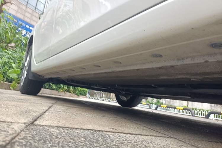 Used Nissan Sylphy 2024 Classic 1.6XL CVT Luxury Edition Right Side Sill