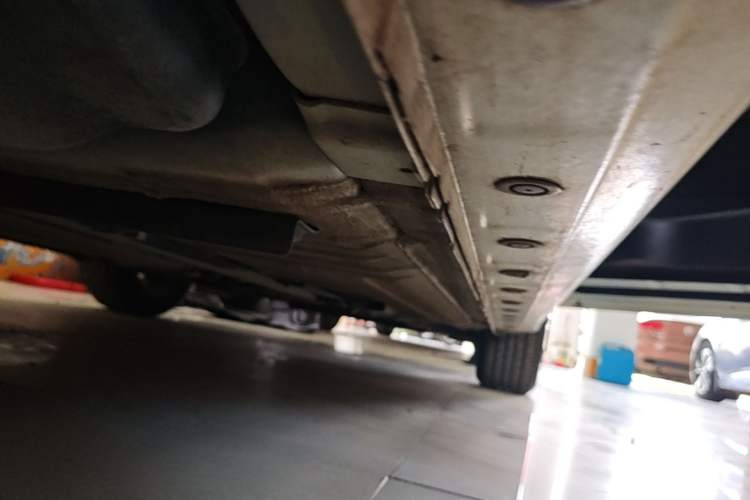 Used Nissan Sylphy 2024 Classic 1.6XL CVT Luxury Edition Right Side Sill