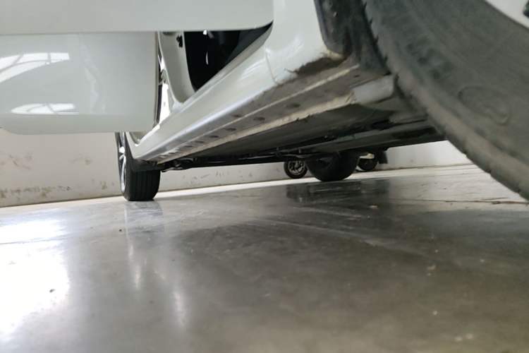 Used Nissan Sylphy 2024 Classic 1.6XE CVT Comfort Edition Right Side Sill